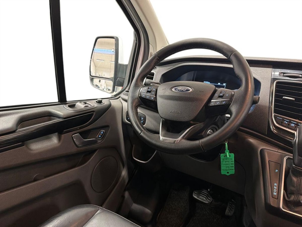 Ford Transit Custom 320 L2H1 2,0 TDCi Sport 185HK Van 6g Aut. - Image 8