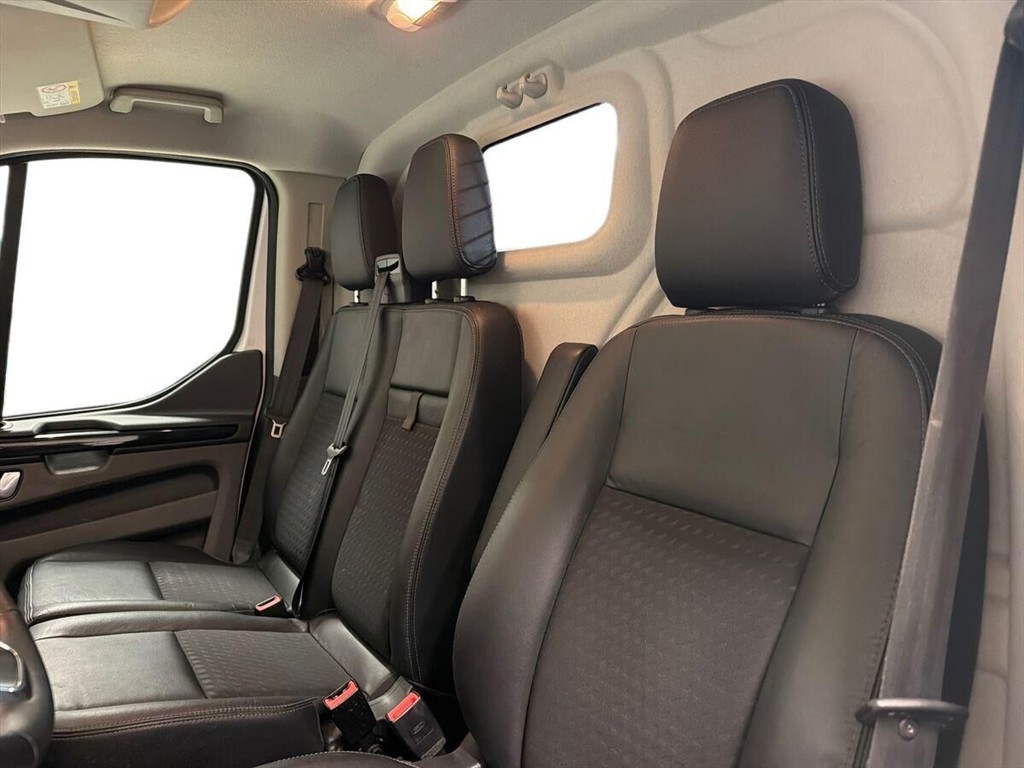 Ford Transit Custom 320 L2H1 2,0 TDCi Sport 185HK Van 6g Aut. - Image 12