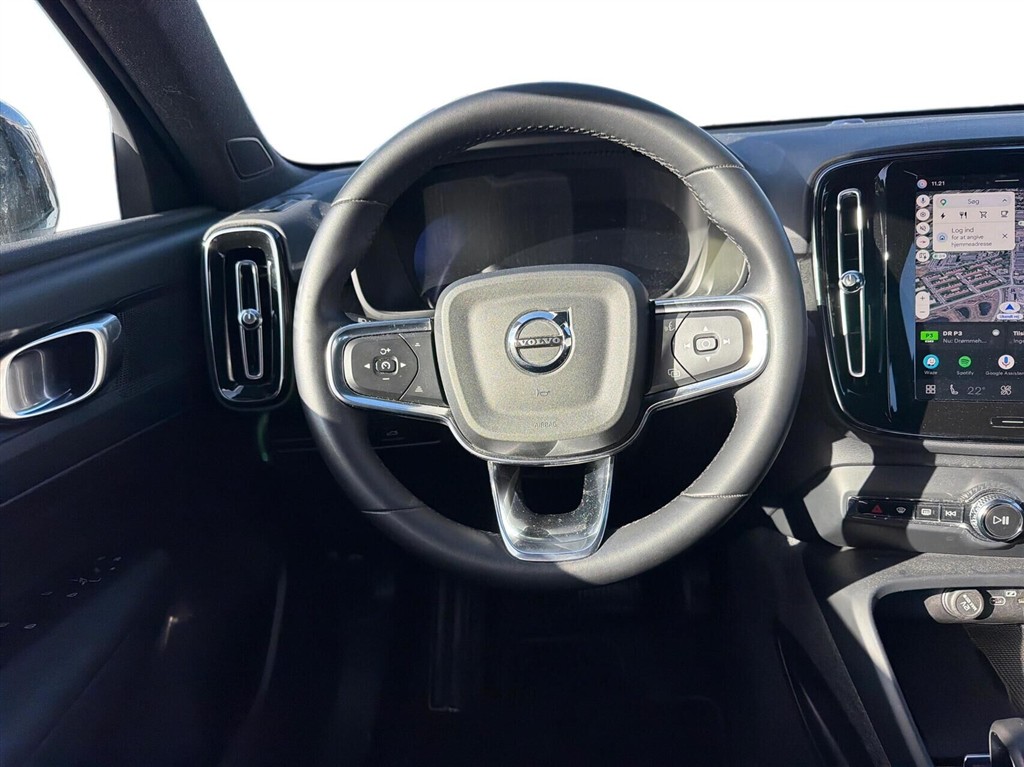 Volvo XC40 Recharge Extended Range Core 252HK 5d Aut. - Image 11