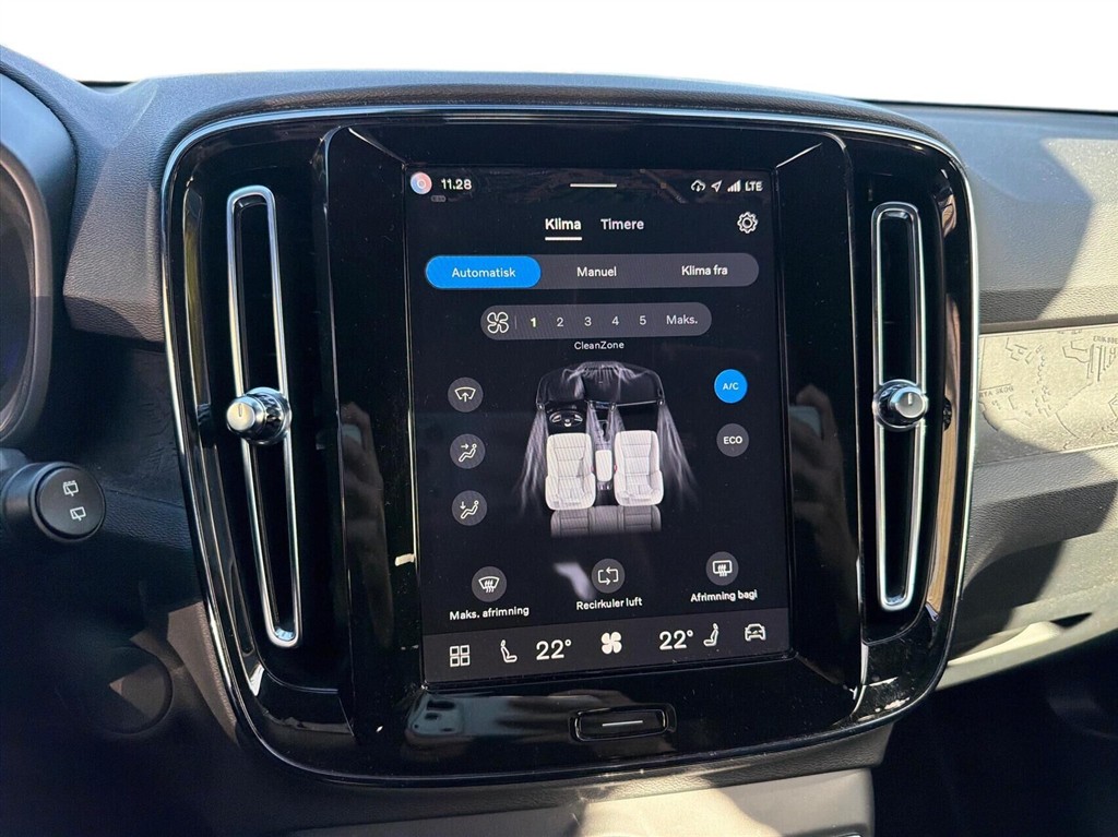 Volvo XC40 Recharge Extended Range Core 252HK 5d Aut. - Image 16