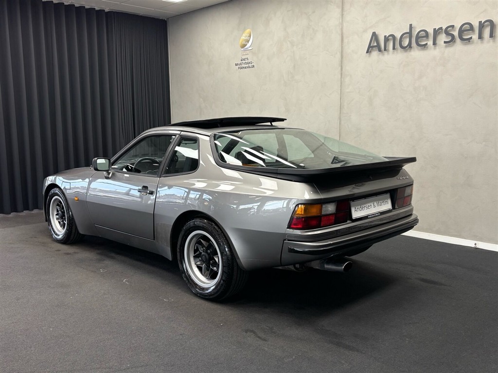 Porsche 944 2,5 163HK 2d - Image 9
