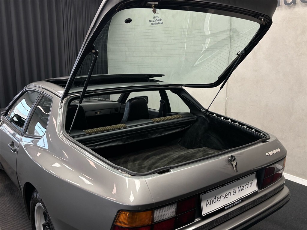 Porsche 944 2,5 163HK 2d - Image 18