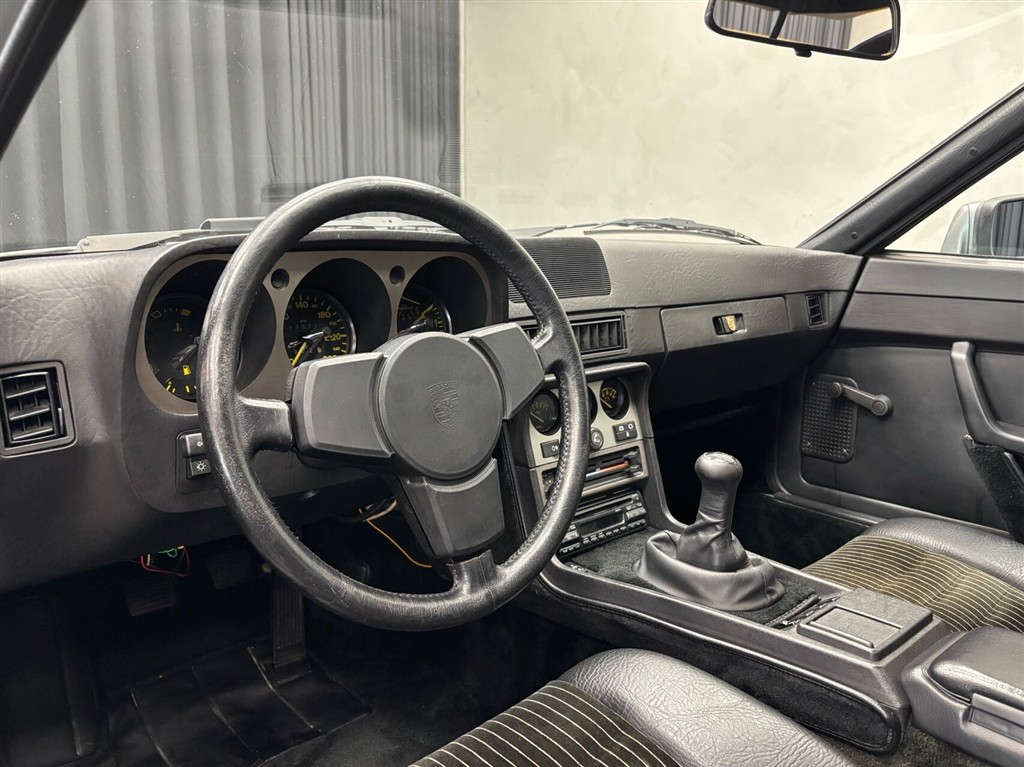 Porsche 944 2,5 163HK 2d - Image 23