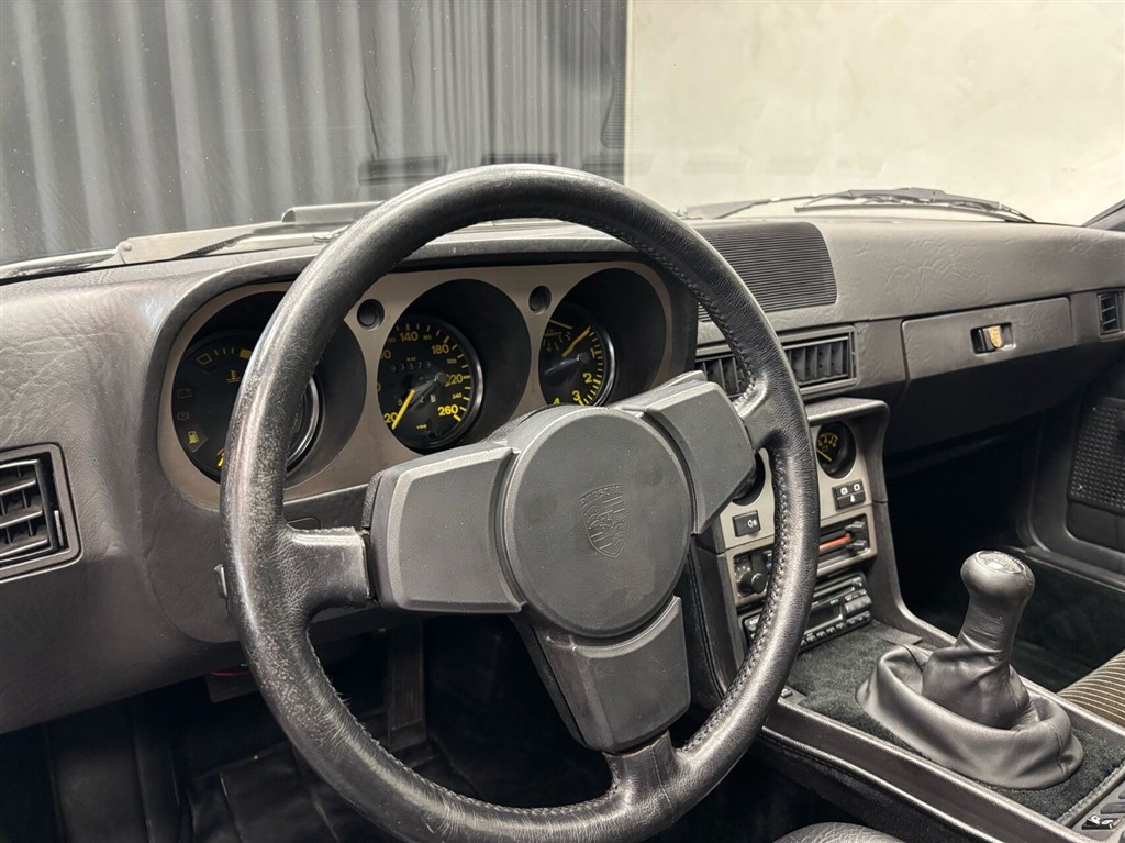 Porsche 944 2,5 163HK 2d - Image 24