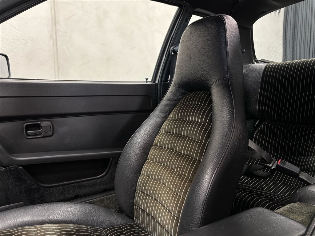 Porsche 944 2,5 163HK 2d - Image 29