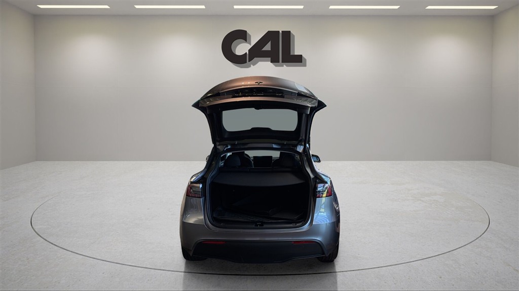 Tesla Model Y EL Long Range AWD 514HK 5d Aut. - Image 6