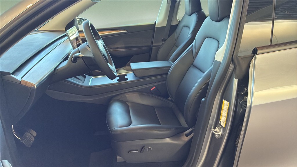 Tesla Model Y EL Long Range AWD 514HK 5d Aut. - Image 7