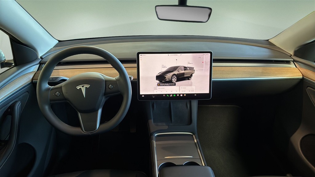 Tesla Model Y EL Long Range AWD 514HK 5d Aut. - Image 10