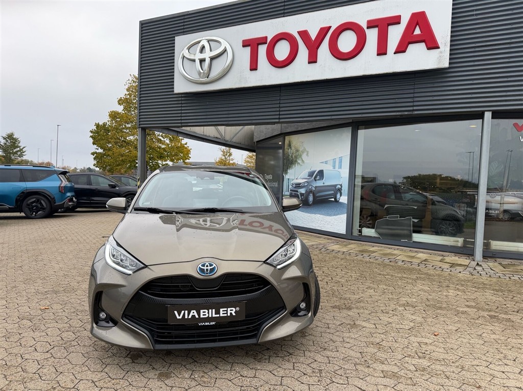 Toyota Yaris 1,5 Hybrid Active Technology 116HK 5d Trinl. Gear - Image 2