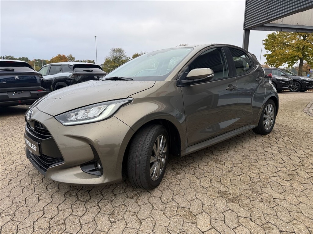 Toyota Yaris 1,5 Hybrid Active Technology 116HK 5d Trinl. Gear - Image 3