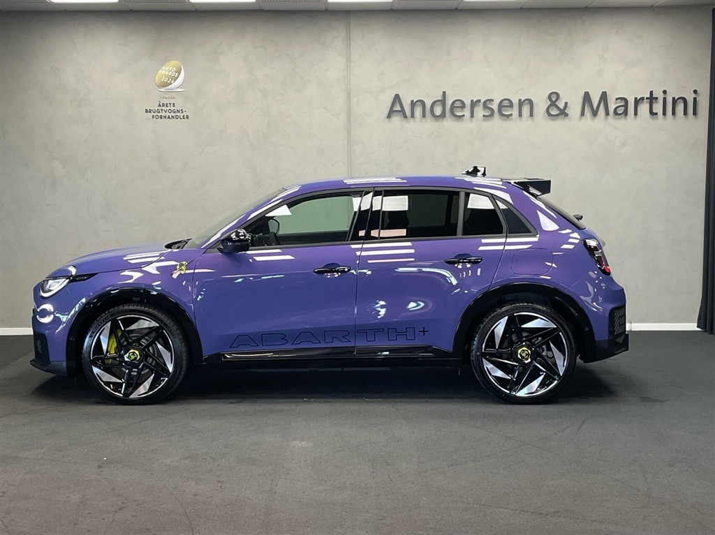 Abarth 600e EL Scorpionissima 281HK 5d Aut. - Image 5