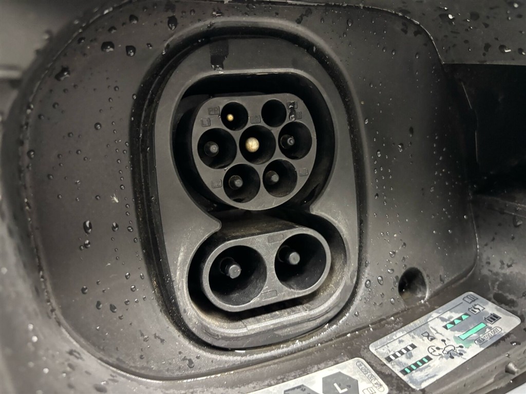 VW ID.4 EL Pro Performance 204HK 5d Aut. - Image 22