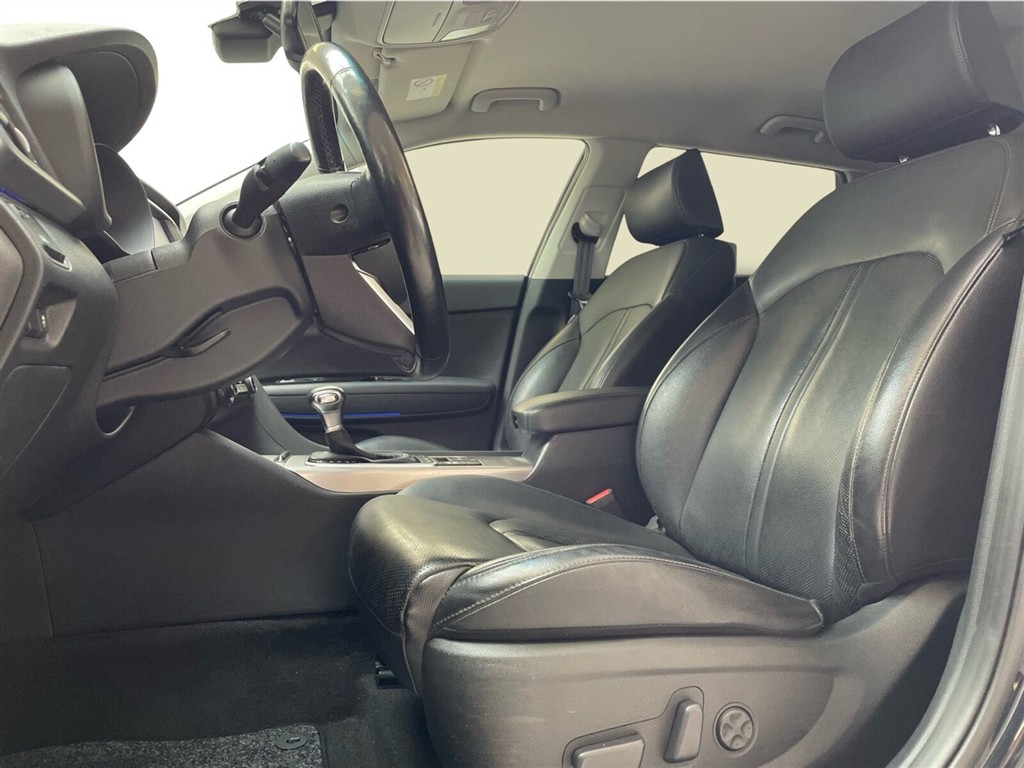 Kia Optima SW 2,0 GDI Plugin-hybrid 205HK Stc 6g Aut. - Image 10