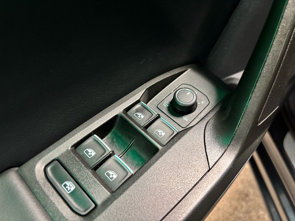 Seat Leon Sportstourer 1,4 e-Hybrid FR DSG 204HK Stc 6g Aut. - Image 10