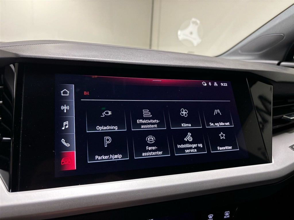 Audi Q4 40 E-tron Attitude 204HK 5d Aut. - Image 17