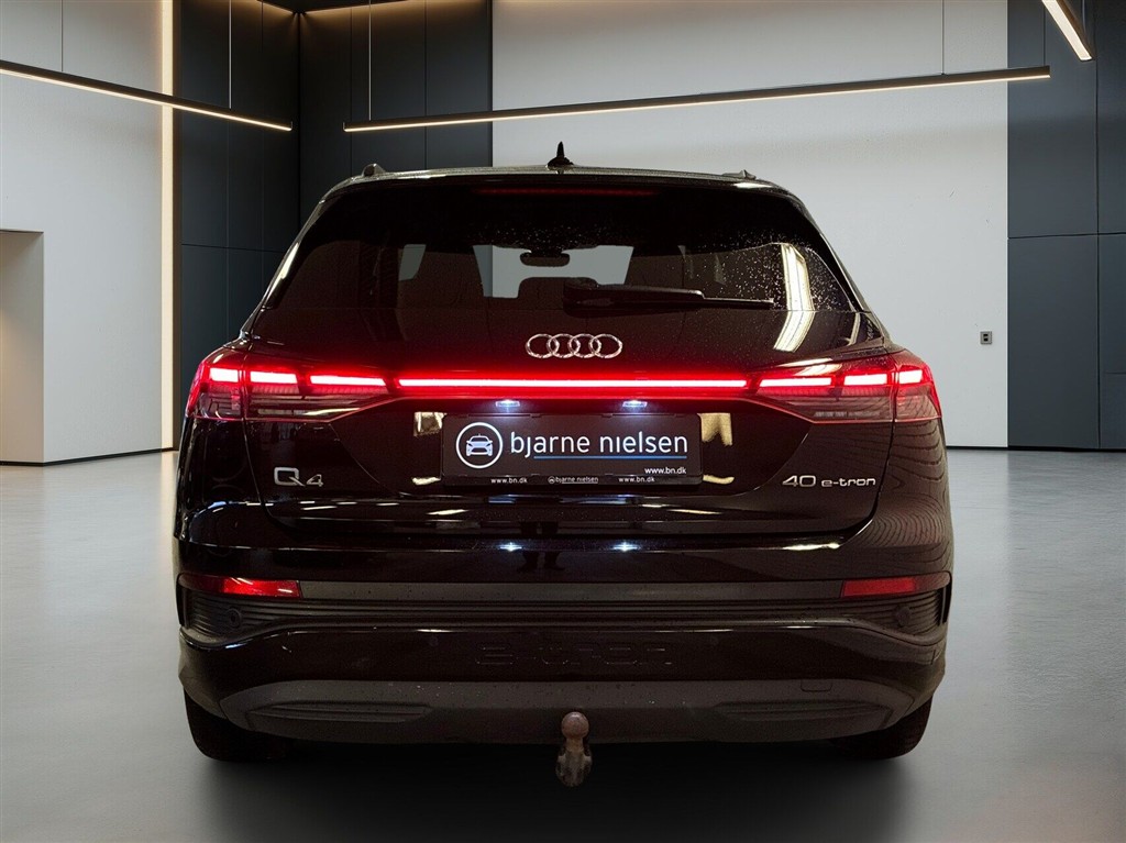 Audi Q4 40 E-tron Attitude 204HK 5d Aut. - Image 3