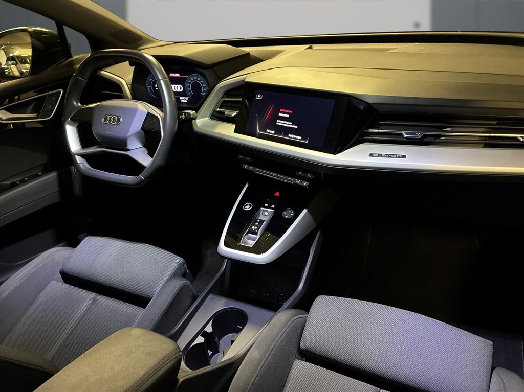 Audi Q4 40 E-tron Attitude 204HK 5d Aut. - Image 7