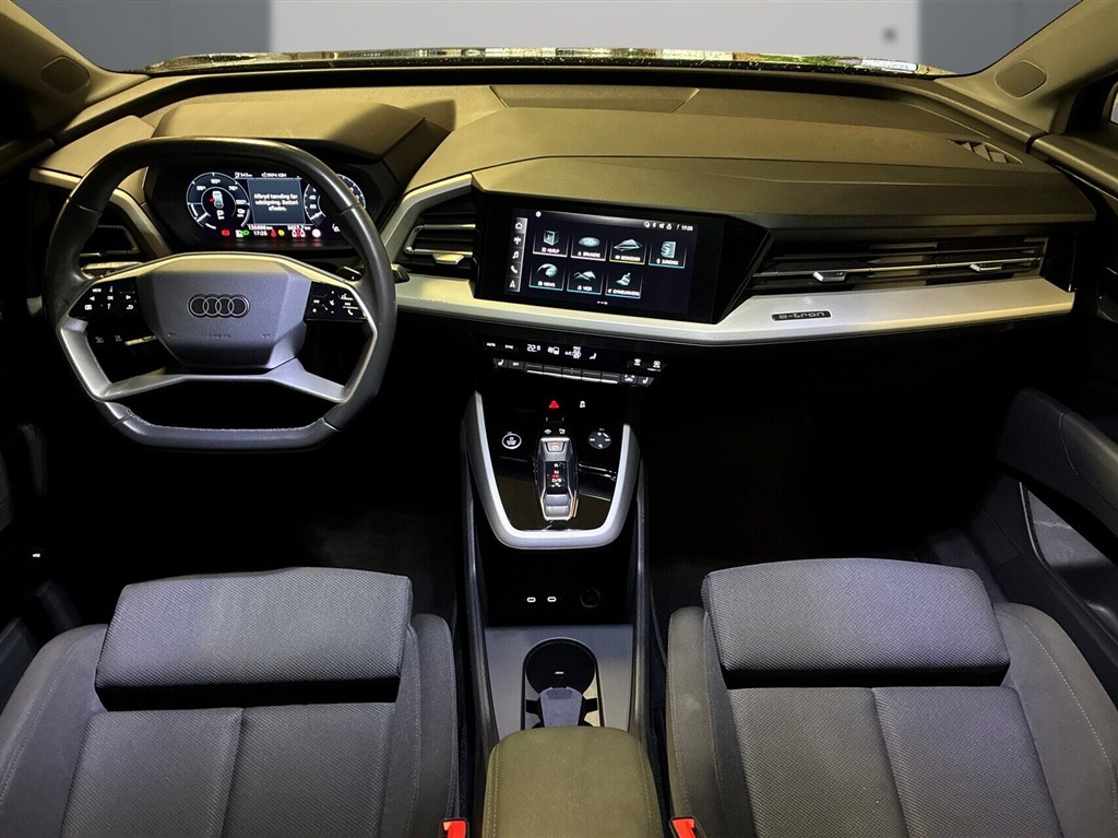 Audi Q4 40 E-tron Attitude 204HK 5d Aut. - Image 10