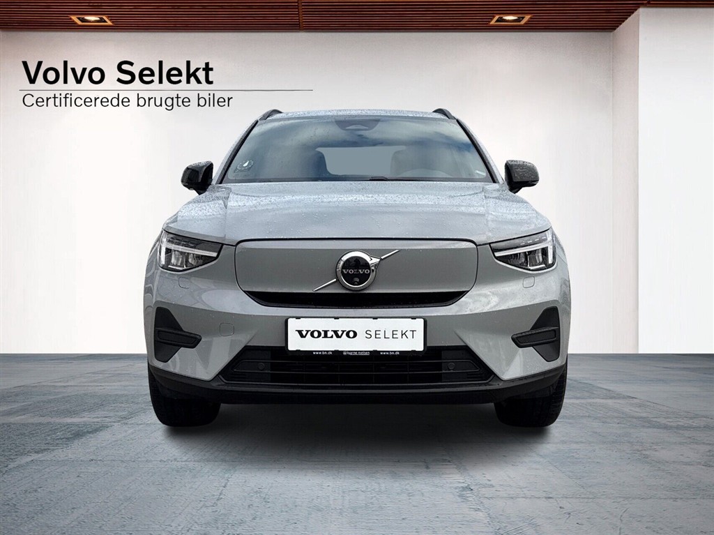 Volvo EX40 Single Motor Extended Range Core 252HK 5d Aut. - Image 4