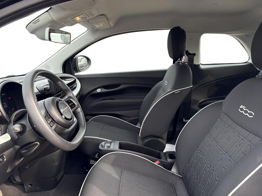 Fiat 500e EL Action 95HK 3d Aut. - Image 4