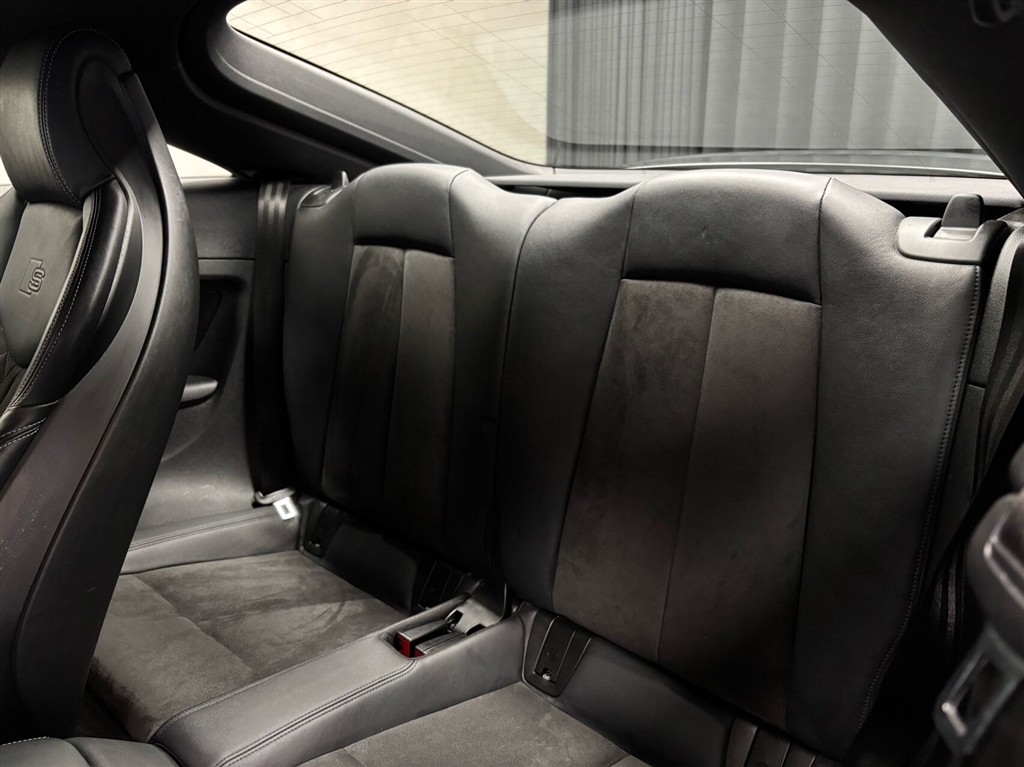 Audi TT 2,0 40 TFSI S Line Edition S Tronic 197HK 2d 7g Aut. - Image 17