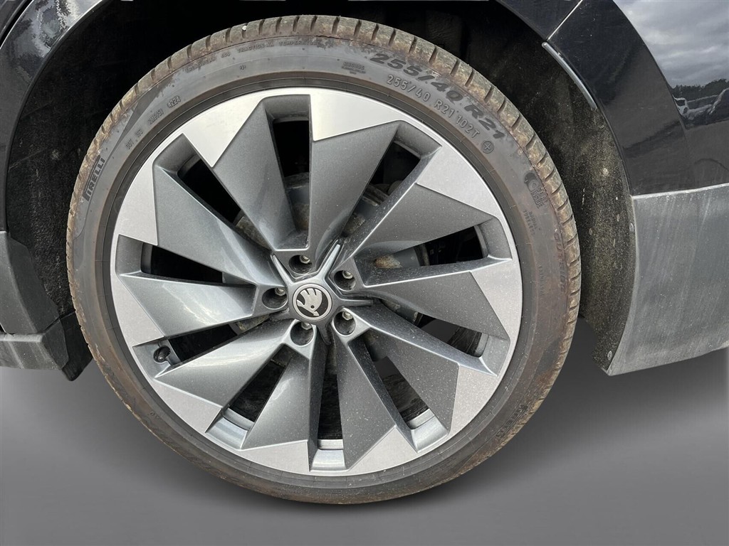 Skoda Enyaq 80 iV Selection Suite 204HK 5d Aut. - Image 9