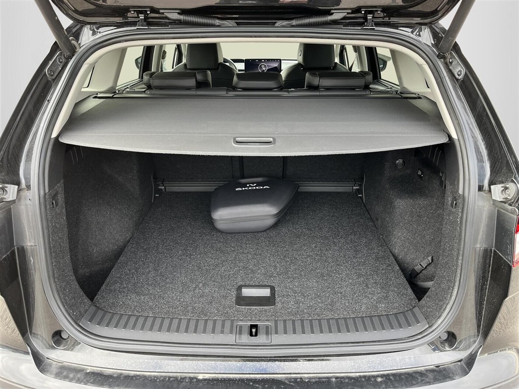 Skoda Enyaq 80 iV Selection Suite 204HK 5d Aut. - Image 14