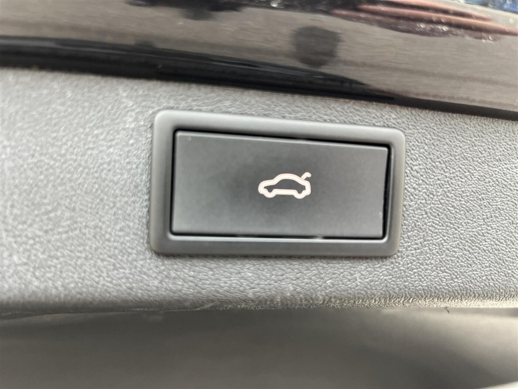 Skoda Enyaq 80 iV Selection Suite 204HK 5d Aut. - Image 15