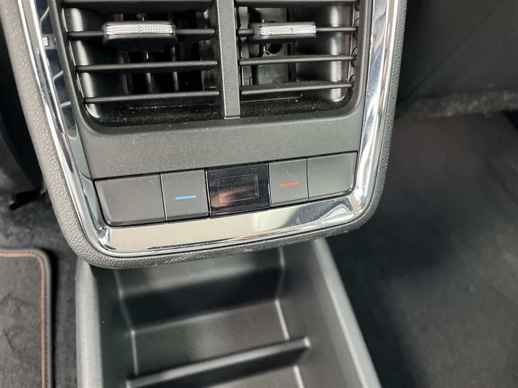 Skoda Enyaq 80 iV Selection Suite 204HK 5d Aut. - Image 17