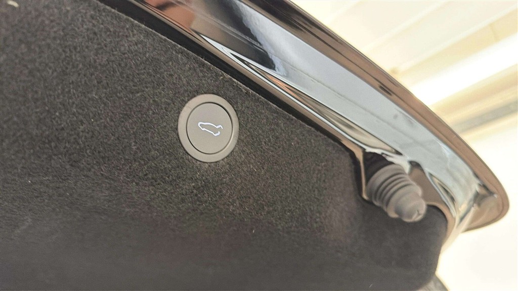 Tesla Model 3 EL 283HK Aut. - Image 10