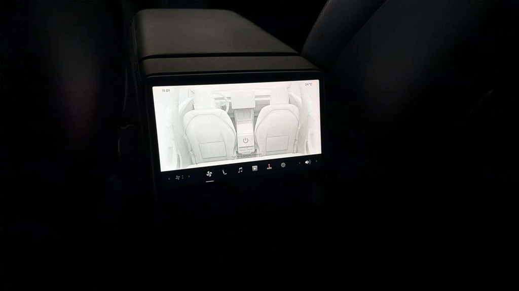 Tesla Model 3 EL 283HK Aut. - Image 13