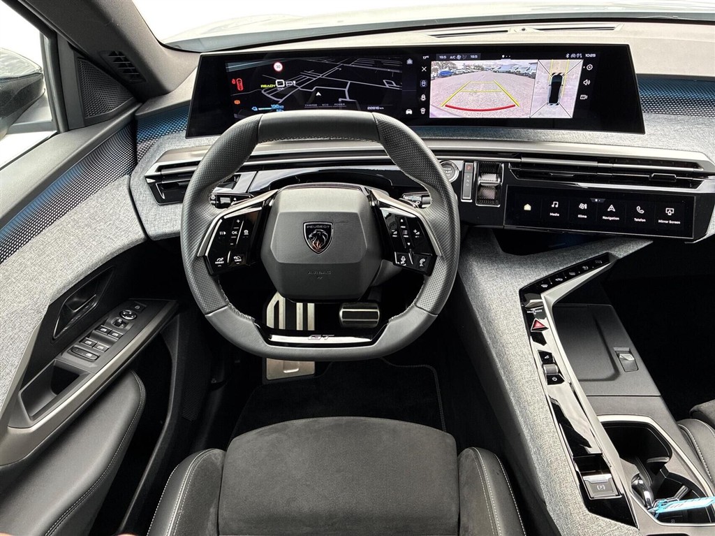 Peugeot e-3008 EL GT Pack 210HK 5d Aut. - Image 9