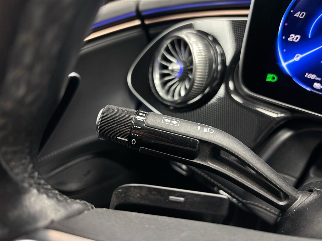 Mercedes-Benz EQE 300 EL Electric Art 245HK Aut. - Image 34