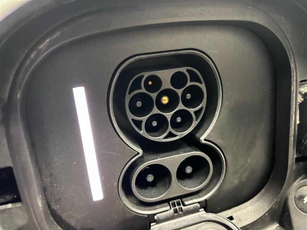 Mercedes-Benz EQE 300 EL Electric Art 245HK Aut. - Image 30