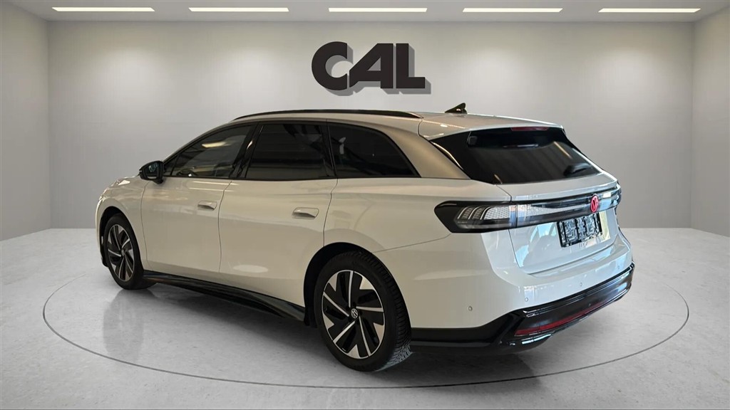 VW ID.7 Tourer EL Pro 286HK Stc Aut. - Image 3