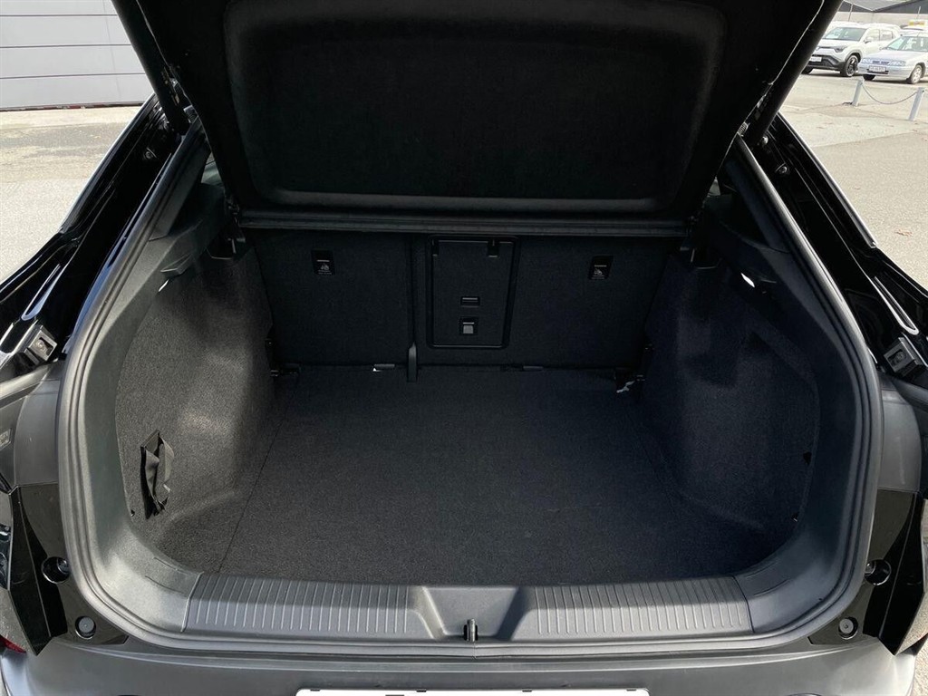 VW ID.5 EL Pro Performance 204HK 5d Aut. - Image 25