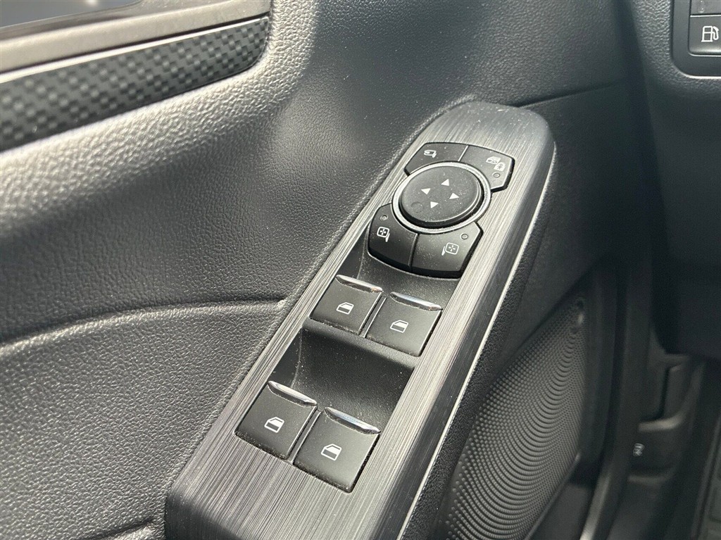 Ford Kuga 2,5 Plugin-hybrid ST-Line X CVT 225HK 5d Trinl. Gear - Image 11
