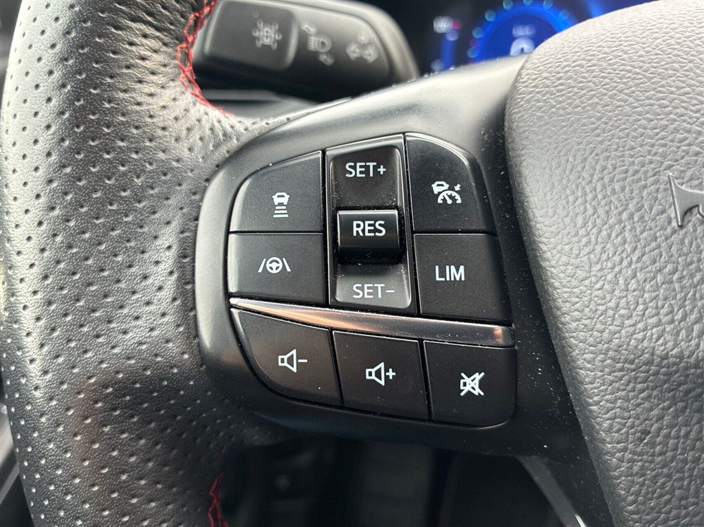 Ford Kuga 2,5 Plugin-hybrid ST-Line X CVT 225HK 5d Trinl. Gear - Image 14