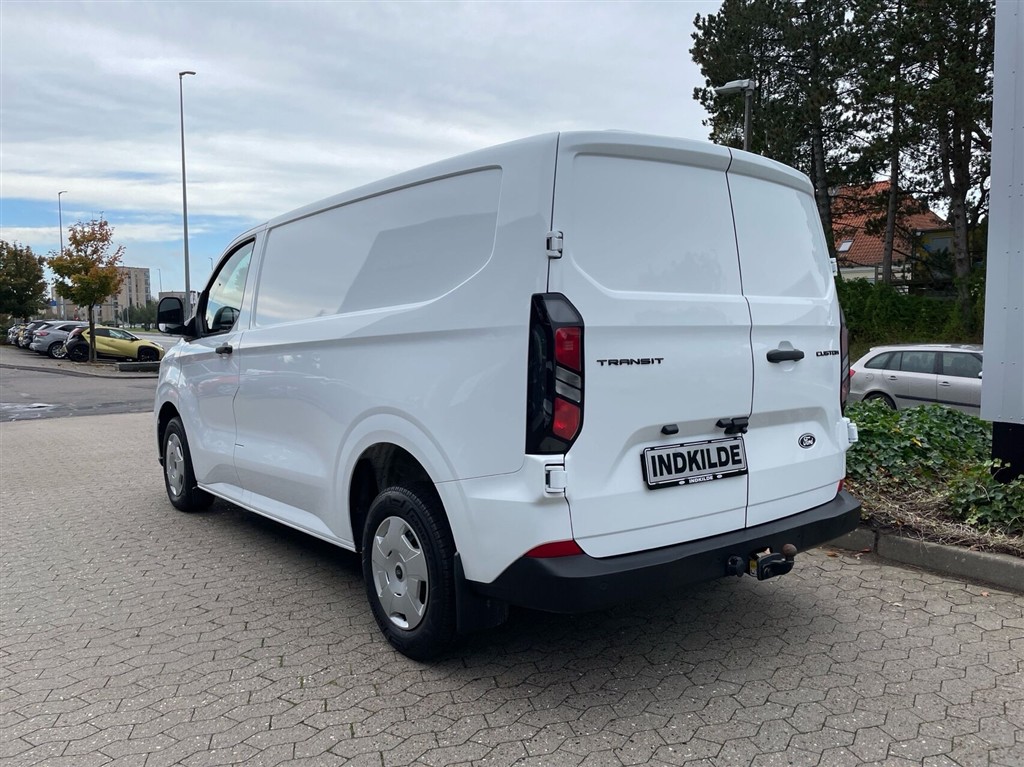 Ford Transit Custom 300 L1H1 2,0 EcoBlue Trend 136HK Van 6g - Image 3