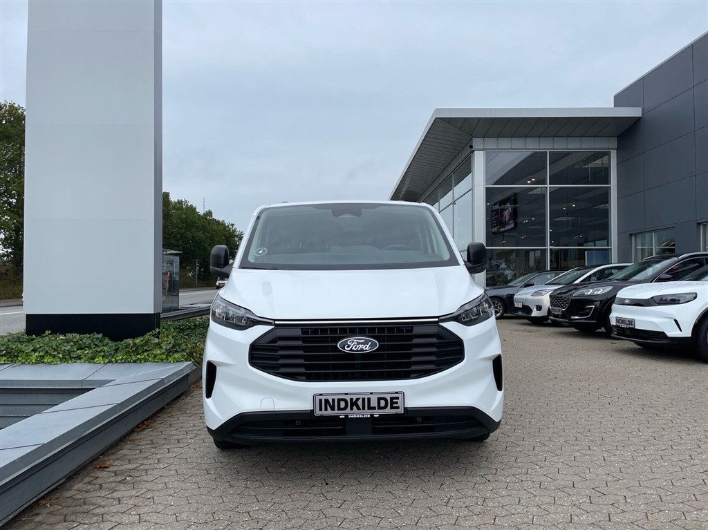 Ford Transit Custom 300 L1H1 2,0 EcoBlue Trend 136HK Van 6g - Image 4