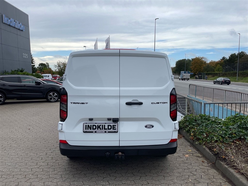 Ford Transit Custom 300 L1H1 2,0 EcoBlue Trend 136HK Van 6g - Image 5