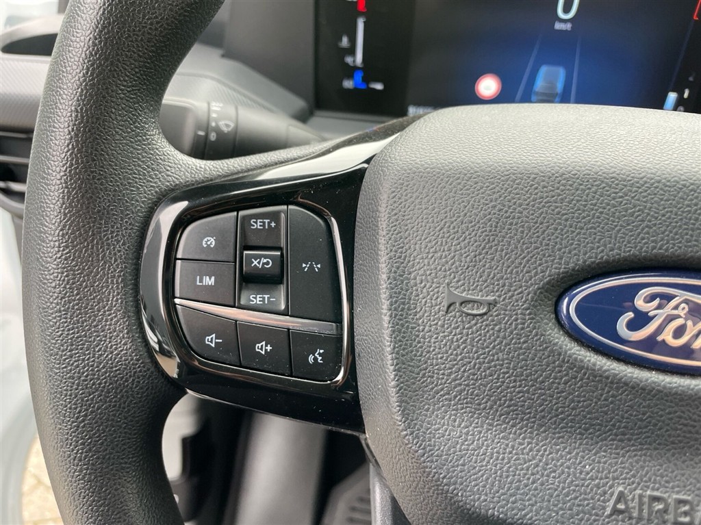 Ford Transit Custom 300 L1H1 2,0 EcoBlue Trend 136HK Van 6g - Image 8