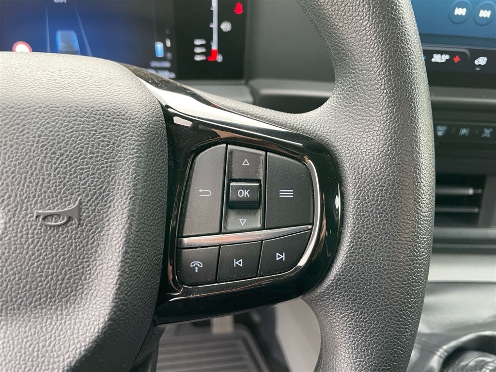 Ford Transit Custom 300 L1H1 2,0 EcoBlue Trend 136HK Van 6g - Image 9