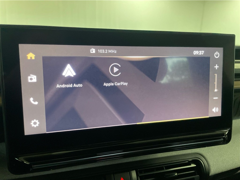 Citroën e-C3 Aircross EL Plus 113HK 5d Aut. - Image 14