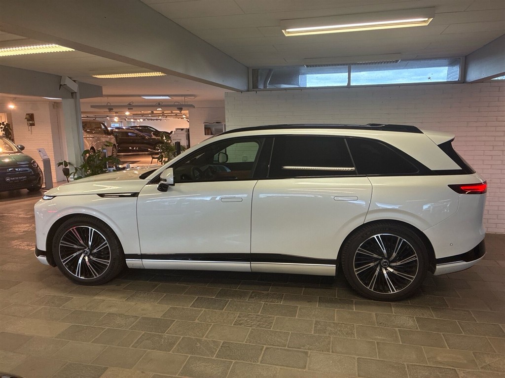 Xpeng G9 EL Performance AWD 551HK 5d Aut. - Image 3