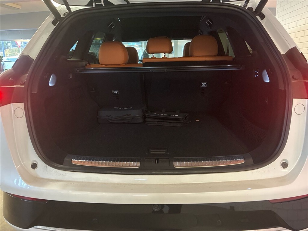 Xpeng G9 EL Performance AWD 551HK 5d Aut. - Image 5