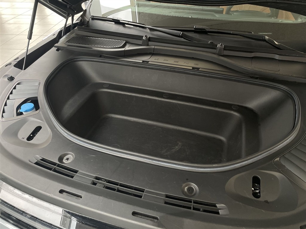Xpeng G9 EL Standard Range 313HK 5d Aut. - Image 13