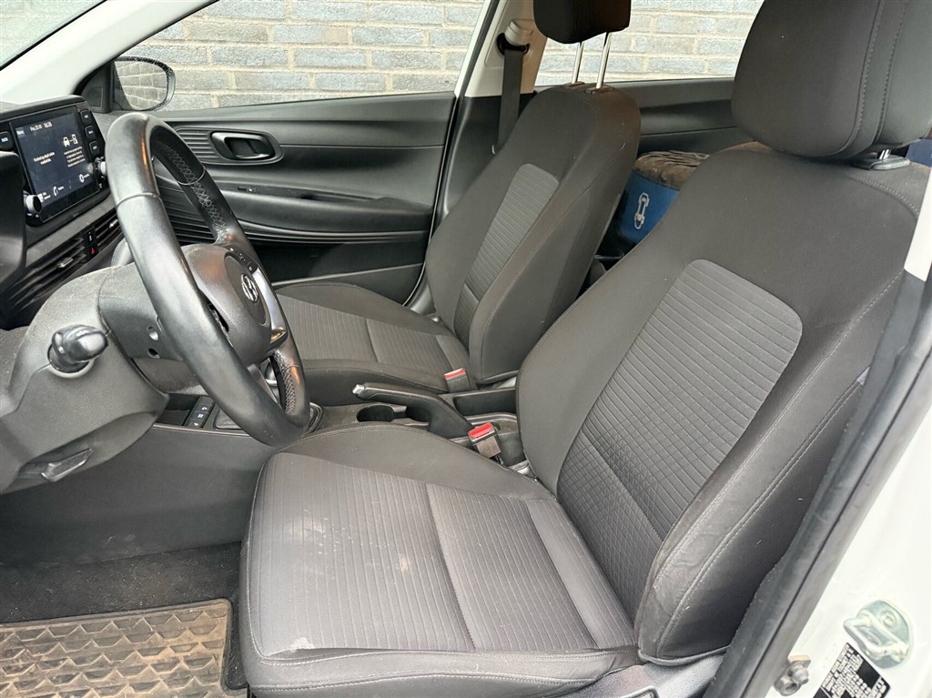 Hyundai i20 1,0 T-GDI Essential 100HK 5d 6g - Image 9