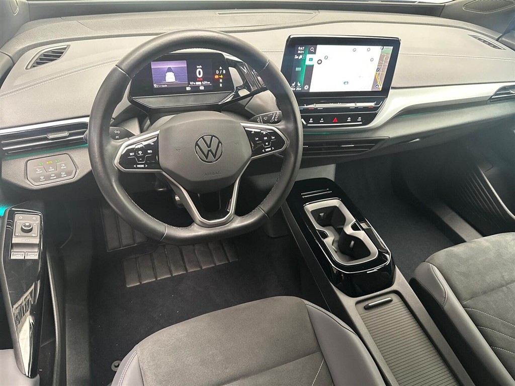 VW ID.4 EL Pro Performance 204HK 5d Aut. - Image 4