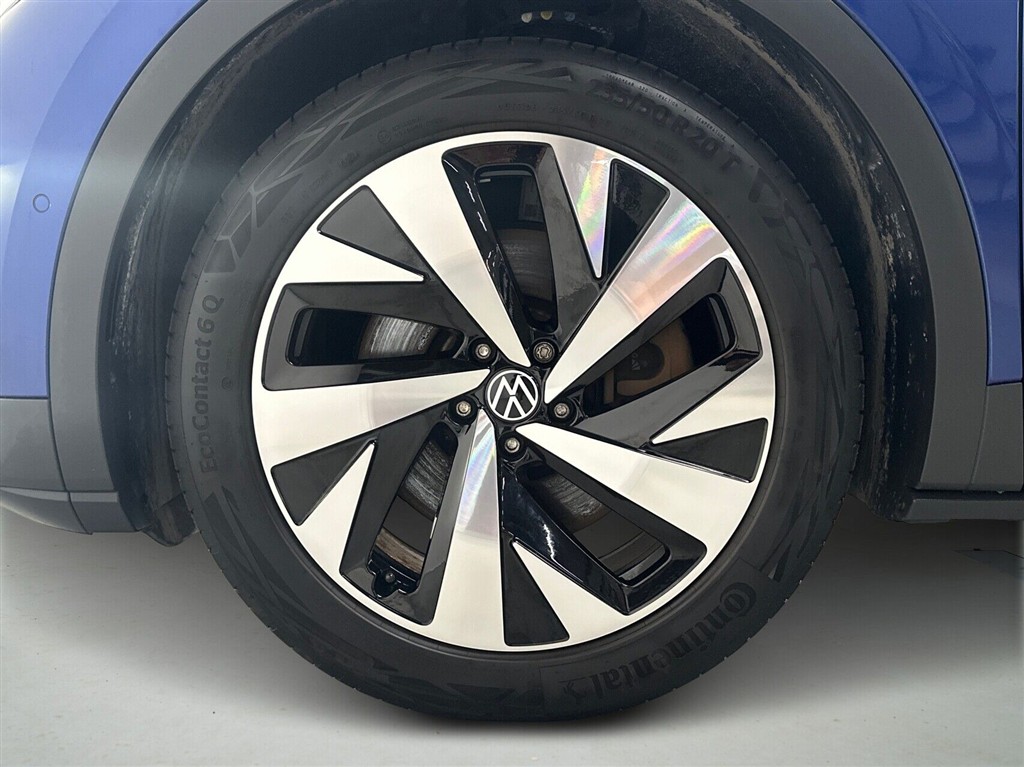 VW ID.4 EL Pro Performance 204HK 5d Aut. - Image 9